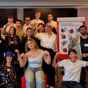 Junge Stimmen st&auml;rken: Lehrlinge im Demokratie-Fitness Training bei UIV